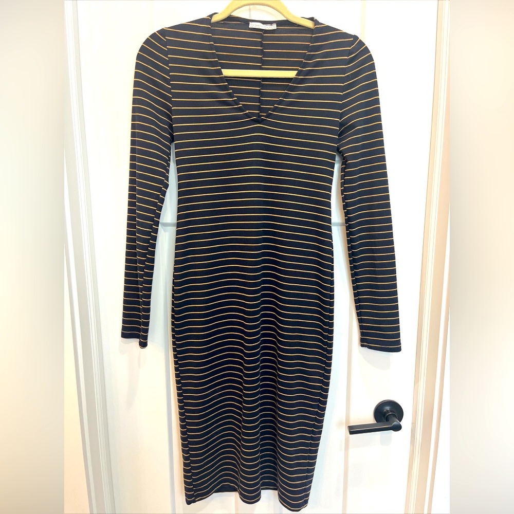 Zara Trafaluc Navy Striped Midi Bodycon Dress Size Medium V Neck Long Sleeve‎